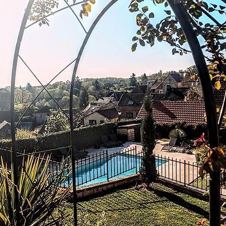 Le Clos De La Musardise - Gites De Charme Avec Piscine Chauffee Salignac Eyvigues المظهر الخارجي الصورة