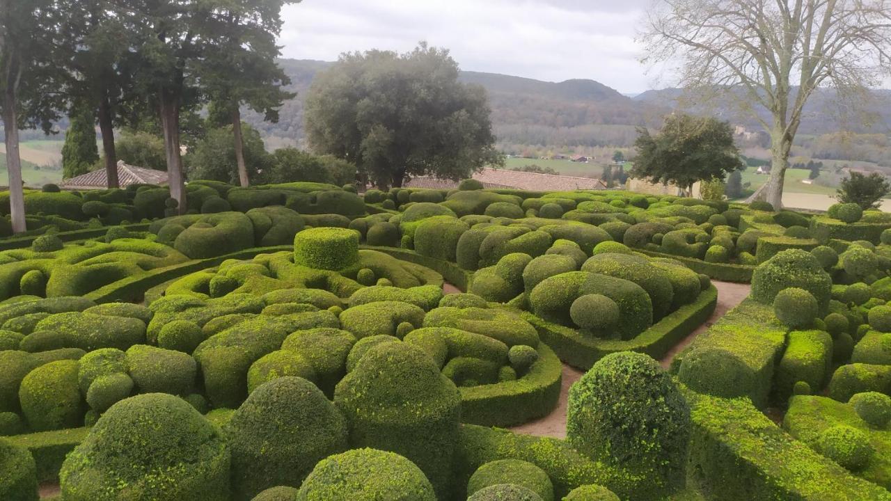Le Clos De La Musardise - Gites De Charme Avec Piscine Chauffee Salignac Eyvigues المظهر الخارجي الصورة