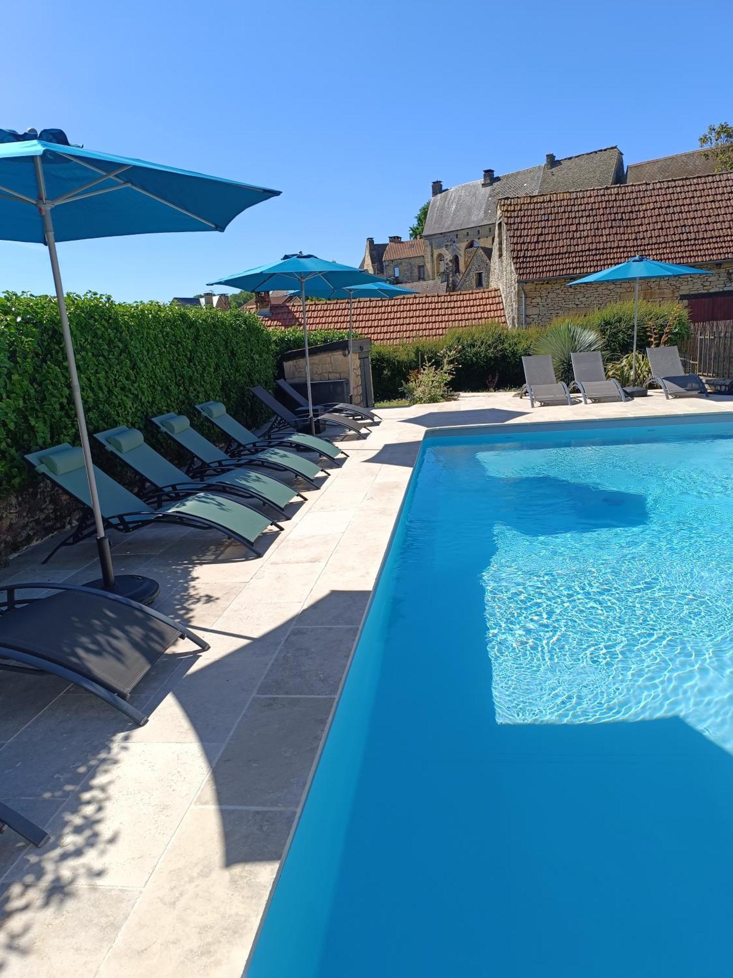 Le Clos De La Musardise - Gites De Charme Avec Piscine Chauffee Salignac Eyvigues المظهر الخارجي الصورة